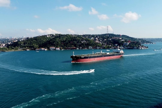 Cơ chế kiểm soát tàu qua eo biển Hormuz diễn ra thế nào?