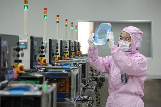 Ngành bán dẫn Trung Quốc “thắng đậm” giữa vòng vây cấm vận