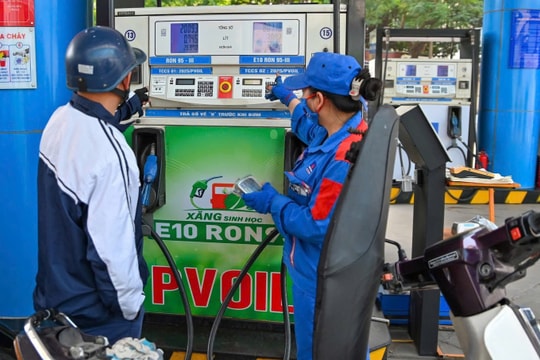 Giá xăng dầu giảm mạnh, dầu diesel giảm gần 14% trong kỳ điều hành ngày 8/4