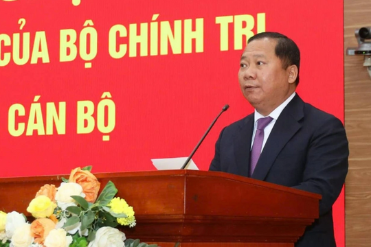 Ông Nguyễn Phi Long giữ chức Phó Bí thư Thường trực Đảng ủy Mặt trận Tổ quốc, các đoàn thể Trung ương