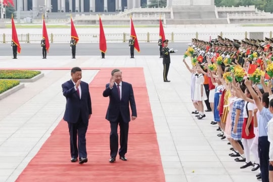 Việt Nam - Trung Quốc: Đẩy mạnh tiếp xúc cấp cao, mở rộng hợp tác chiến lược