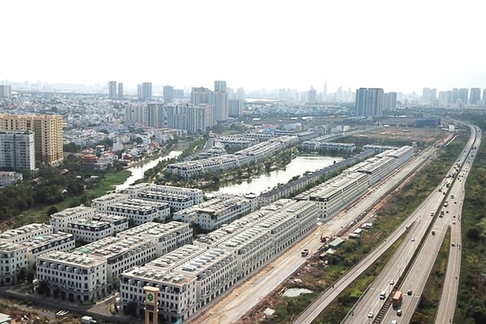 TP HCM: Nhà liền thổ gặp khó, thanh khoản chậm