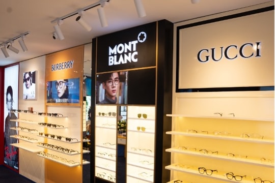 Bảng giá mắt kính trên website Kính Hải Triều: Công khai sẵn, đủ dòng