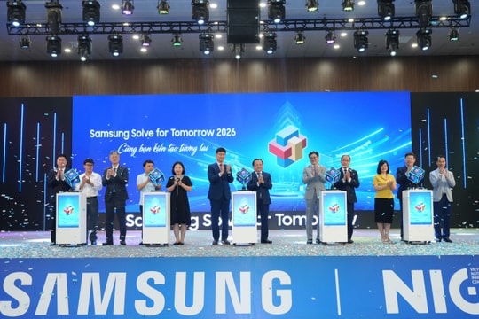 Samsung và NIC đẩy mạnh giáo dục STEM qua Solve for Tomorrow 2026
