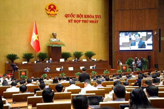 Hôm nay, Quốc hội biểu quyết thông qua Nghị quyết về thuế xăng dầu