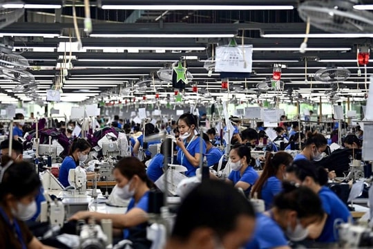 Bài toán 1,2 tỷ lao động: Thị trường việc làm toàn cầu “không đủ chỗ”