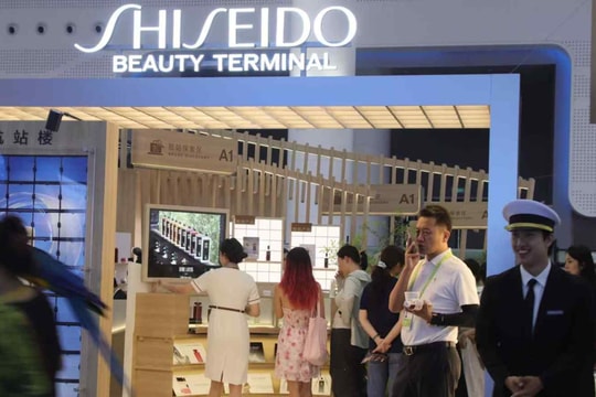 Cách Shiseido và Lululemon "ngược dòng" giữa đà suy thoái kinh tế Trung Quốc