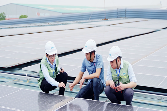 Điện mặt trời mái nhà chuyển mình trong giai đoạn mới