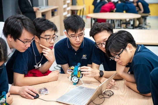 Tập đoàn bán dẫn tỷ USD hỗ trợ sinh viên Việt du học STEM