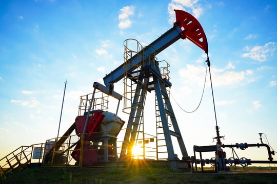 Cú hích cho xuất khẩu dầu Mỹ