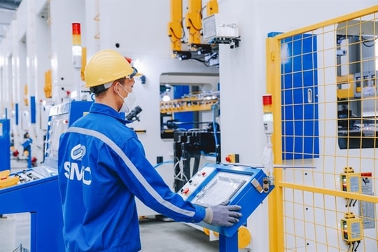 SMC tái thiết để tồn tại