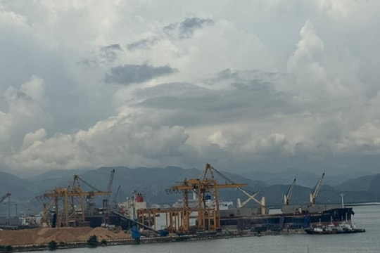 Quảng Ninh: Hóa giải “điểm nghẽn” hạ tầng, khơi thông mạch máu logistics