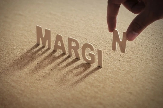 Margin tăng mạnh nhưng thanh khoản yếu: Dòng tiền lớn vẫn “đứng ngoài” TTCK?