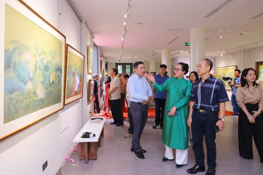 “Sen tháng năm” lan tỏa giá trị văn hóa Việt