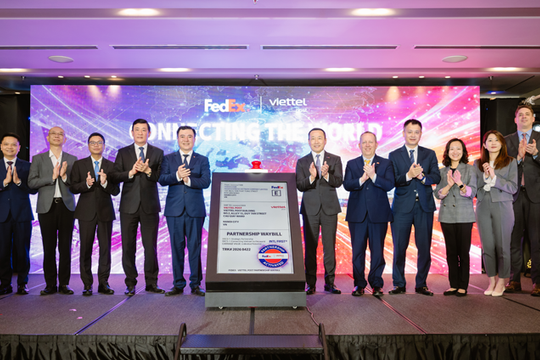 Hợp tác chiến lược tăng cường mạng lưới chuyển phát tại Việt Nam