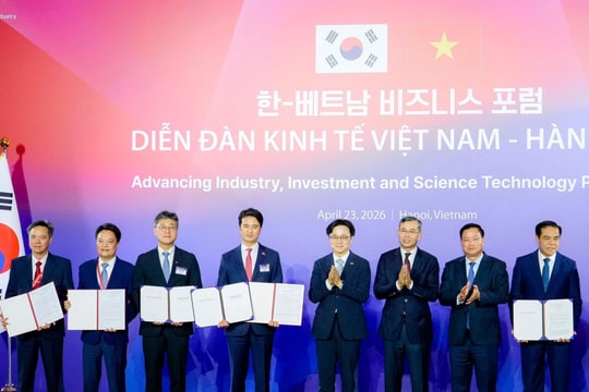 Nghệ An hợp tác phát triển năng lượng, chuyển đổi số với doanh nghiệp Hàn Quốc