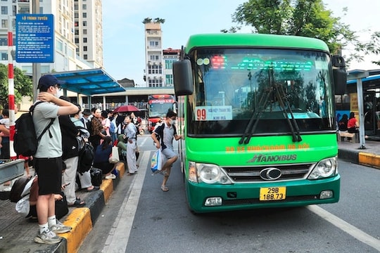 Hà Nội "mở cửa" toàn bộ xe buýt, tàu điện: Miễn phí vé suốt 7 ngày nghỉ Lễ