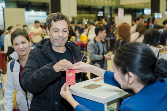 Chuyên gia ngoại “săn” căn hộ cho thuê ven sông Hàn: Cứ “hở” ra là hết