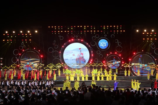 Ấn tượng đêm khai mạc Festival Du lịch Cửa Lò 2026