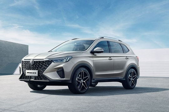 MG RX5 tồn kho từ 2024 giảm giá 250 triệu