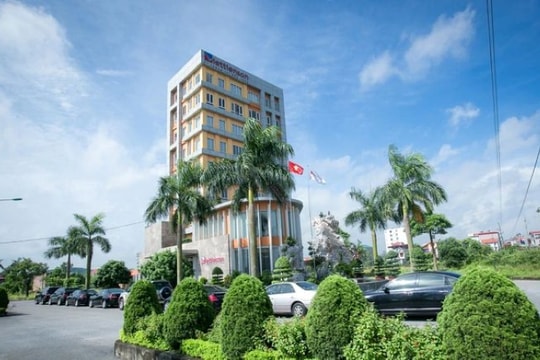 Cổ phiếu AAV bị hủy niêm yết bắt buộc do đâu?