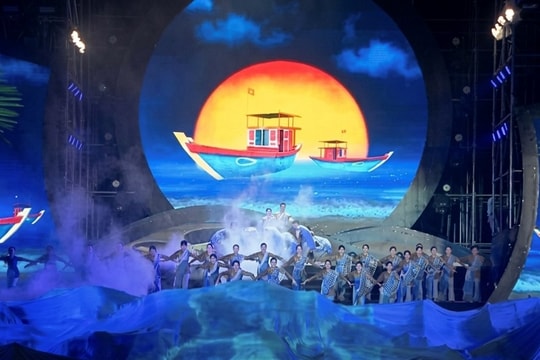 Tưng bừng khai mạc Lễ hội Du lịch biển Ninh Bình năm 2026