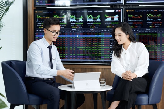 VN-Index thiết lập mặt bằng giá mới nhờ hiệu ứng nâng hạng thị trường