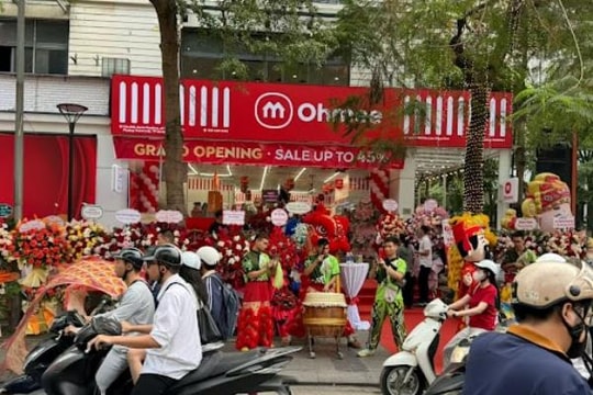 “Nóng” cuộc chiến cửa hàng tiện lợi tại Việt Nam