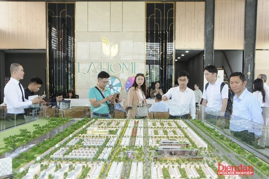 Tín dụng bất động sản thắt chặt, chủ đầu tư “xoay” vốn cách nào?