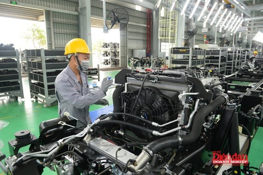 Lời giải cho bài toán tăng trưởng