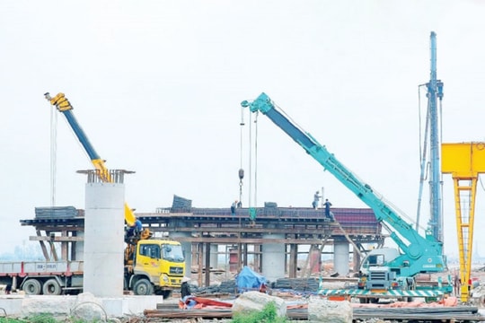 Ninh Bình: Siết chặt kỷ luật công vụ để "khơi thông" dòng vốn đầu tư công