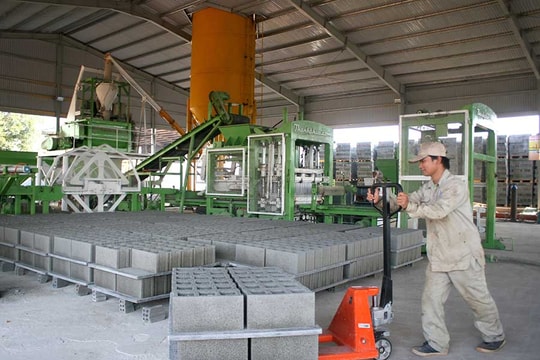 Xanh hóa vật liệu xây dựng: Cần gỡ “nút thắt” tiêu chuẩn