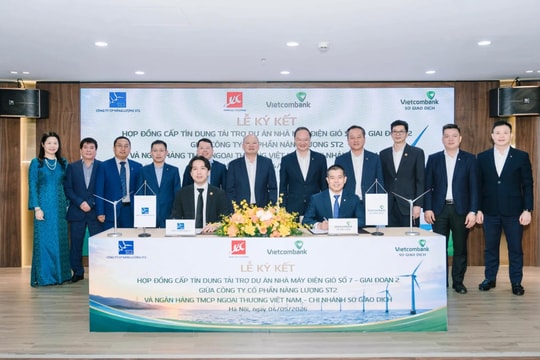 Vietcombank SGD và Công ty CP Năng lượng ST2 ký hợp đồng cấp tín dụng
