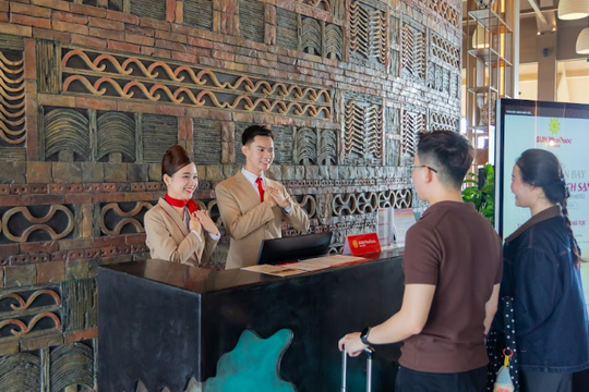 Hành khách rời Phú Quốc có thể làm thủ tục, nhận thẻ lên máy bay và ký gửi hành lý ngay tại khách sạn