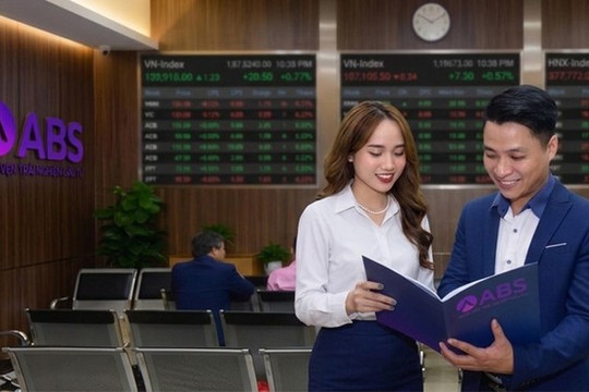 Cột mốc nâng hạng sau hơn 2 thập kỷ - "Bệ phóng" vốn hóa của doanh nghiệp