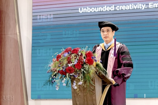 PGS TS Bùi Quang Hùng được bổ nhiệm làm Giám đốc Đại học Kinh tế TP HCM