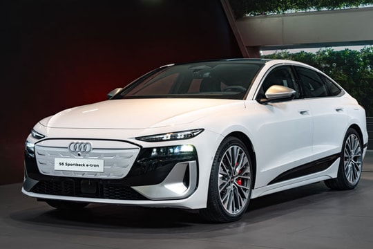Audi S6 Sportback e-tron, xe điện hiệu suất cao quyến rũ khách hàng Việt