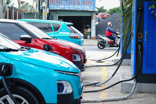 Cuộc đua công nghệ khiến xe điện "già" nhanh hơn