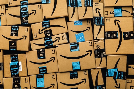 Amazon bước vào “đại tu nội bộ”: Ép quay lại văn phòng, sa thải và dồn toàn lực cho AI