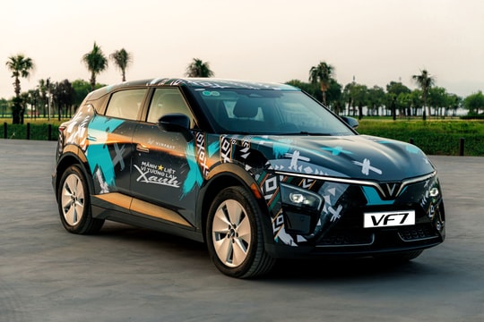 VinFast VF 7: SUV hạng C vượt tầm về trang bị và công năng, giá chỉ ngang phân khúc B