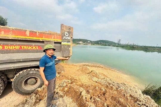 Quảng Ninh: Kiên quyết xử lý nạn đổ trộm chất thải công nghiệp