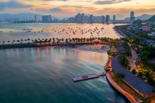 Marina Beach Club - trải nghiệm du lịch biển đêm hấp dẫn tại Nha Trang