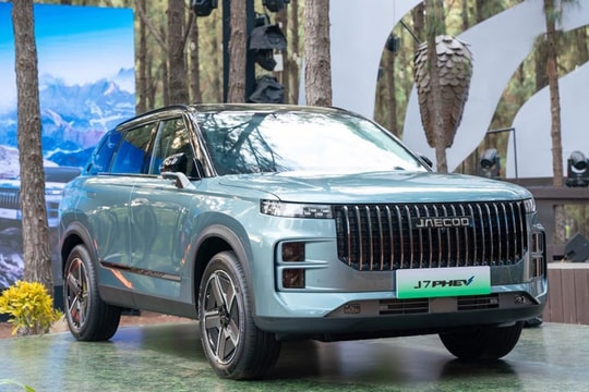 Có nên ưu đãi cho xe PHEV hay thôi?