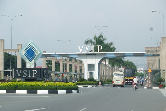 Đòn bẩy mới cho quan hệ hợp tác Việt Nam - Singapore
