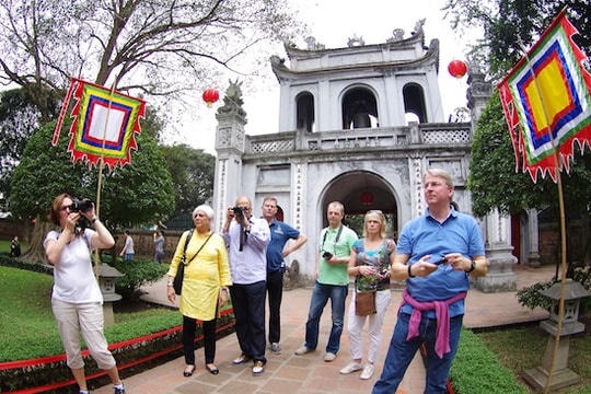 Du lịch Hà Nội bứt phá mạnh mẽ