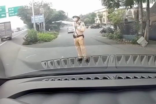 CSGT xác minh vụ người đàn ông dạy lái sai làn rồi đăng clip thách thức