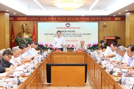 Làm rõ vai trò của Mặt trận Tổ quốc Việt Nam và các tổ chức thành viên trong phổ biến, giáo dục pháp luật
