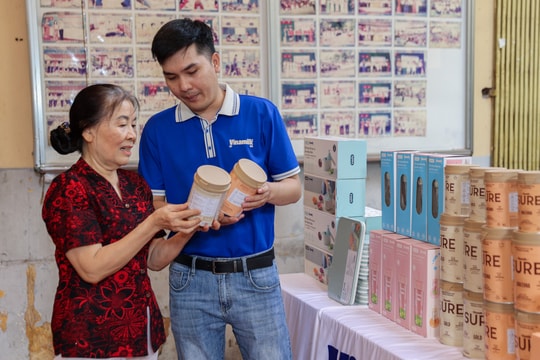 Vinamilk đón thế hệ “đồng niên” tham quan nhà máy với lời hứa chăm sóc sức khỏe bằng dinh dưỡng chất lượng
