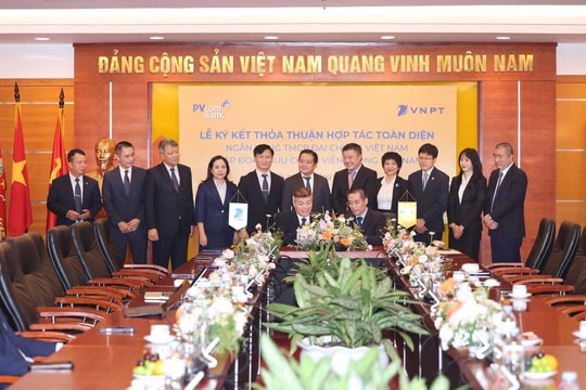 PVcomBank và VNPT bắt tay kiến tạo hệ sinh thái công nghệ, tài chính số