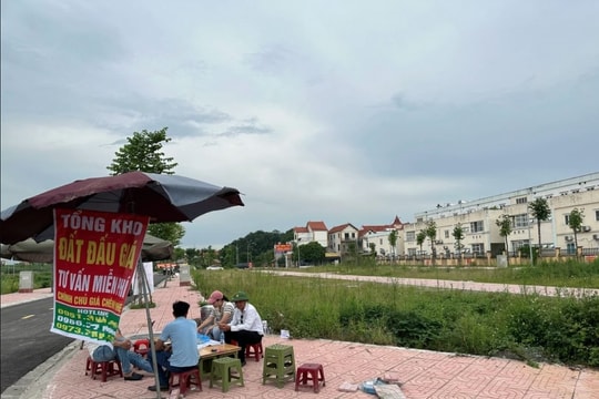 Giá nhà vượt "ngưỡng chịu đựng", thị trường “tự phanh”